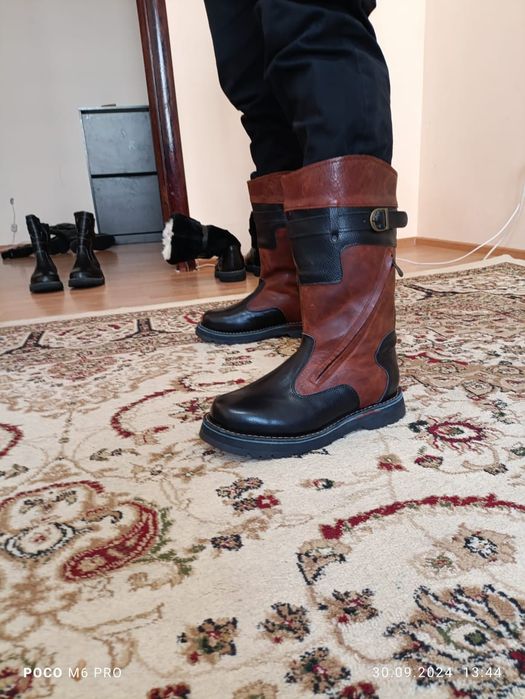 Унты . Обув. Сапоги. Етік. Угги