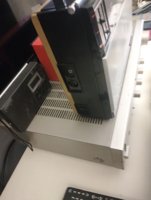 Radio rusesc vef 221