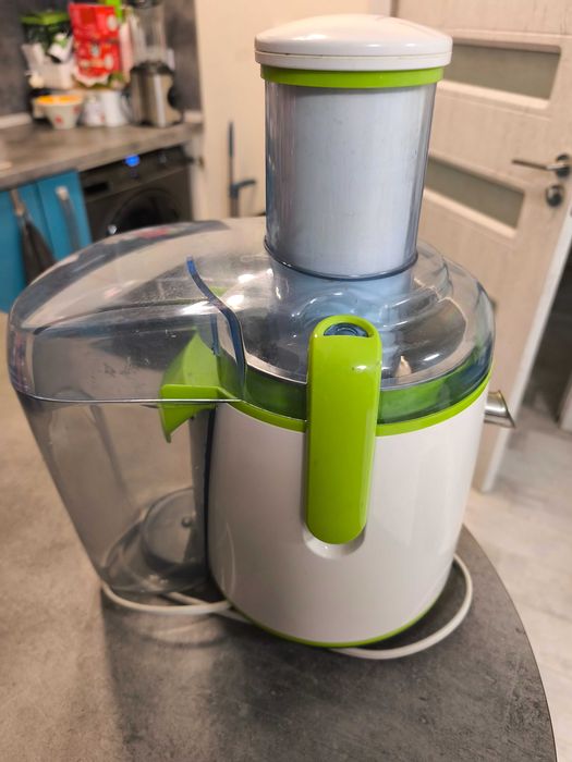 Сокоизтисквачка Goreje JC800G