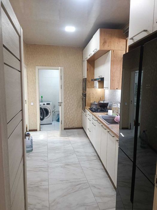 Продаётся домик на 2,3 сот Чинабад, Инструментальный, бывш.паспортный