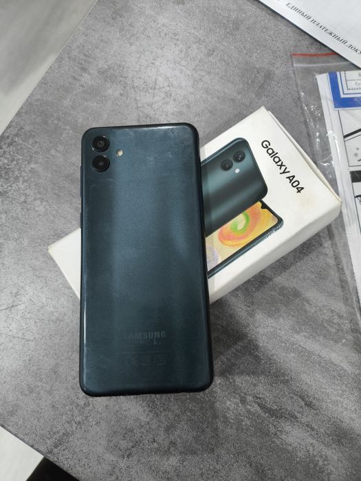 Продам телефон Samsung
