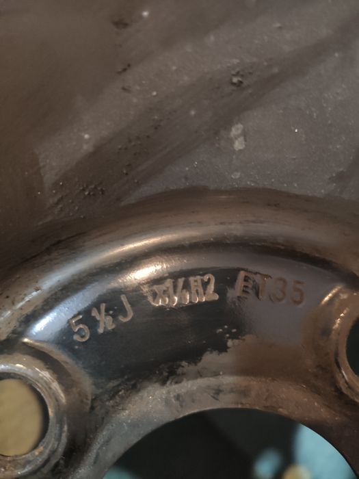 Продавам летни гуми с джанти 185/65/14 Fiat/Фиат