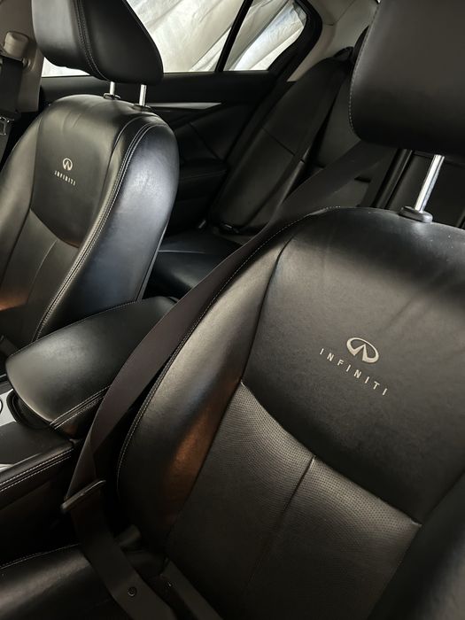Infiniti Q50 2,2D