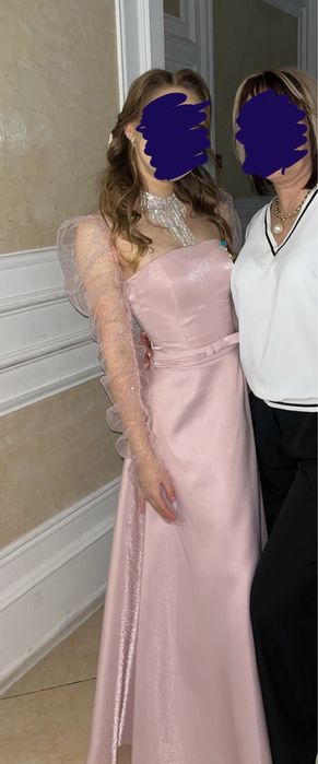 Платье на выпускной.