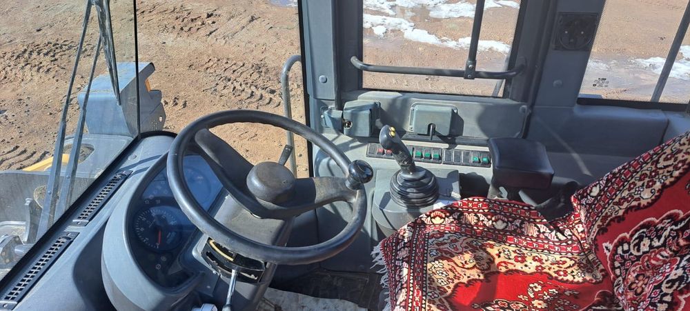 Продам погрузчик SDLG LG 953