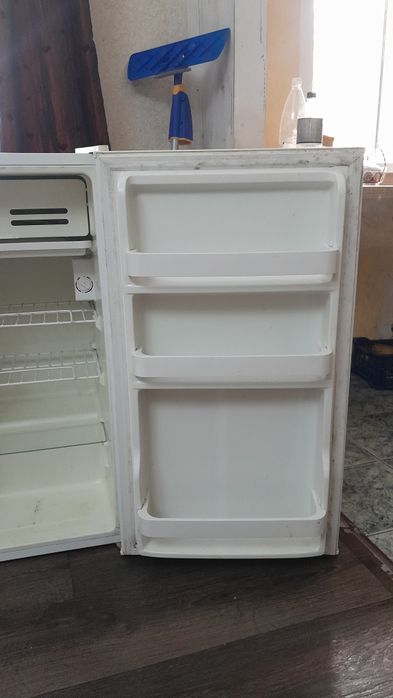Холодильник продам