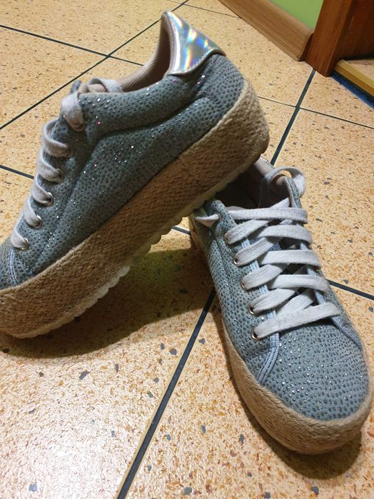 Кецове Guess оригинални