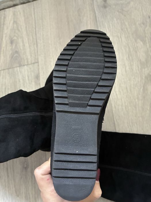 Замшевые сапоги 36 размера