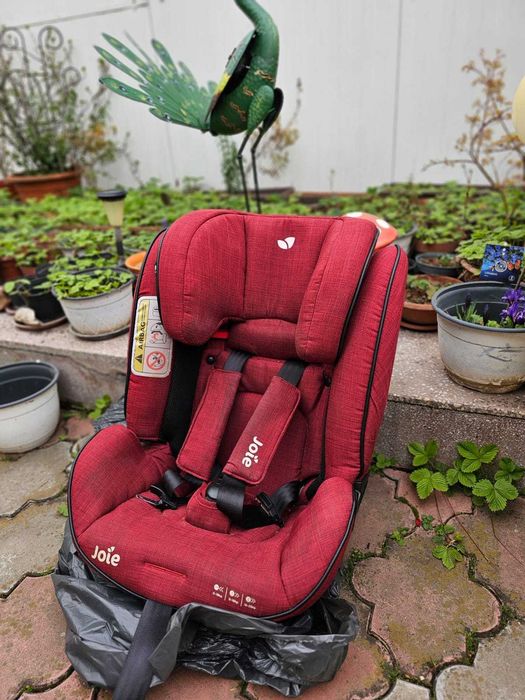 Scaun Auto Joie Stages 0–25 kg+Bază ISOFIX-foarte sigur, stare buna