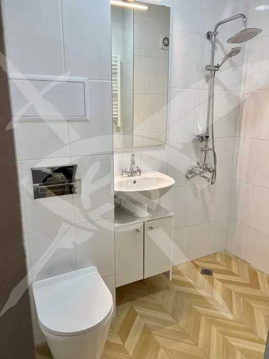 Дава се под наем Тристаен апартамент в Варна, Левски - 70 кв.м за 650 € - Снимка #4