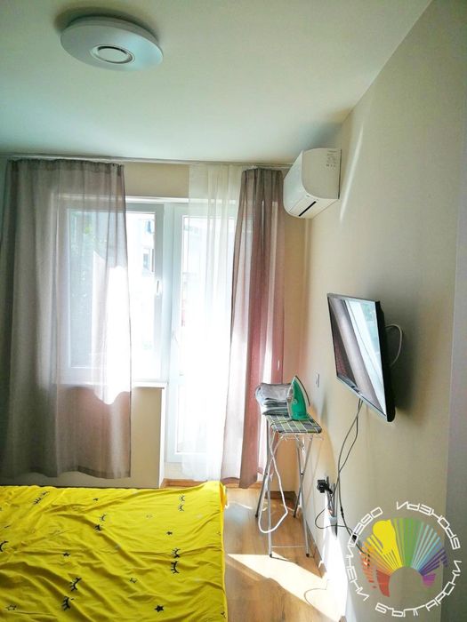 Дава се под наем Тристаен апартамент в Бургас, Център - 124 кв.м за 1122 € - Снимка #14