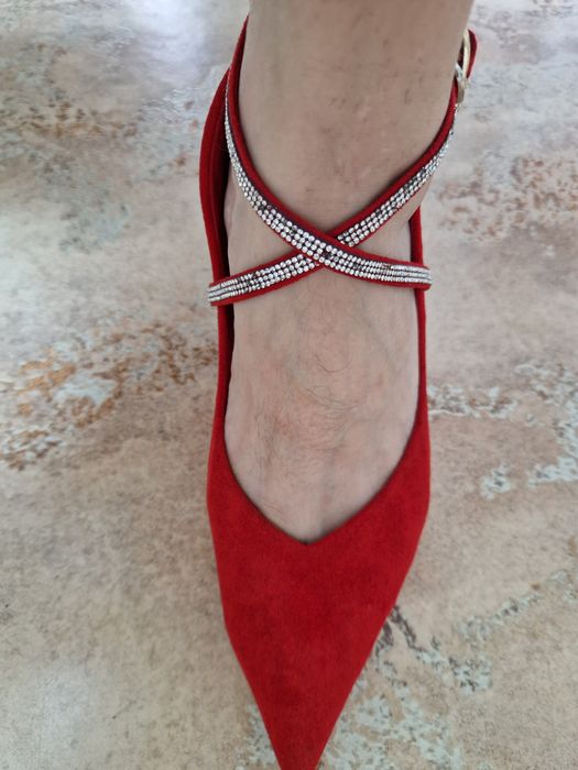 Продам  туфли женские