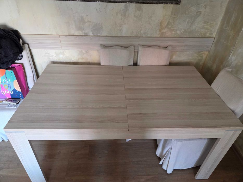 Маса за хранене/трапезария