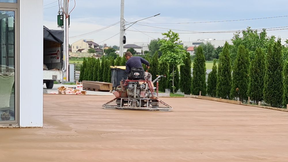 Turnare Beton finisat mecanic cu elicopter și cuart, Șapa Beton !