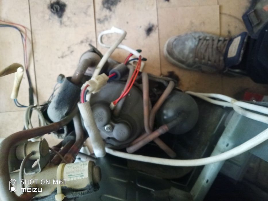 климатик мидеа  за части