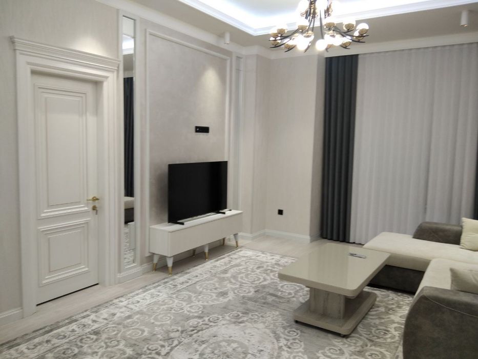 Жангох новострой квартира! Сдается 3х-ком квартира