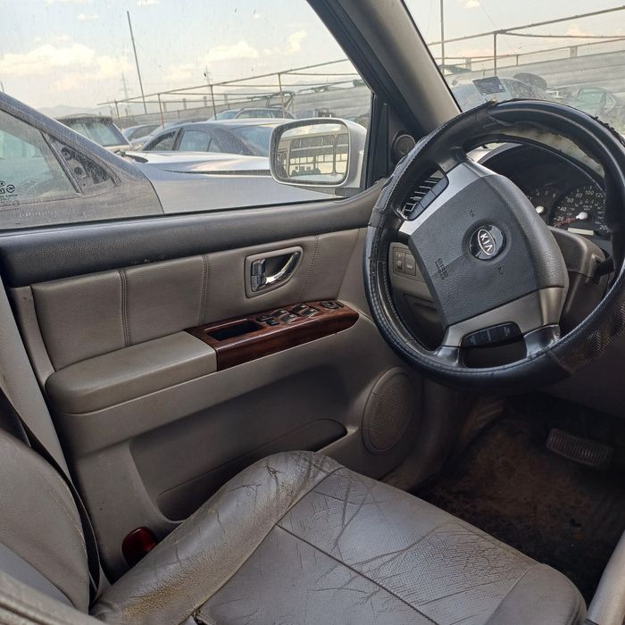 Kia Sorento 2.5tdi 140ks На части