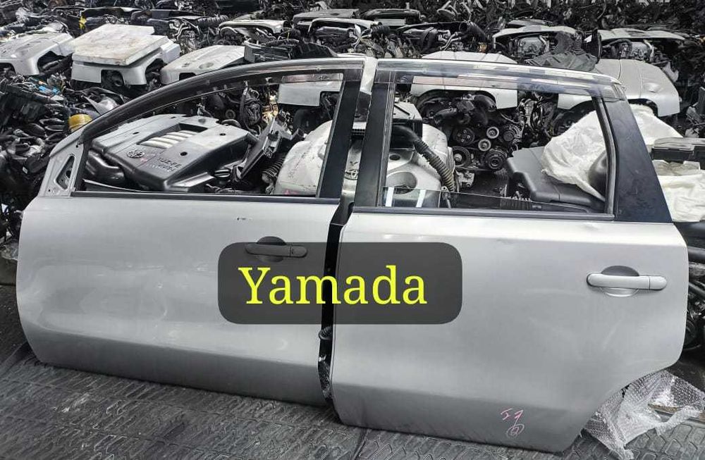 Nissan Note передний бампер оригинал задний