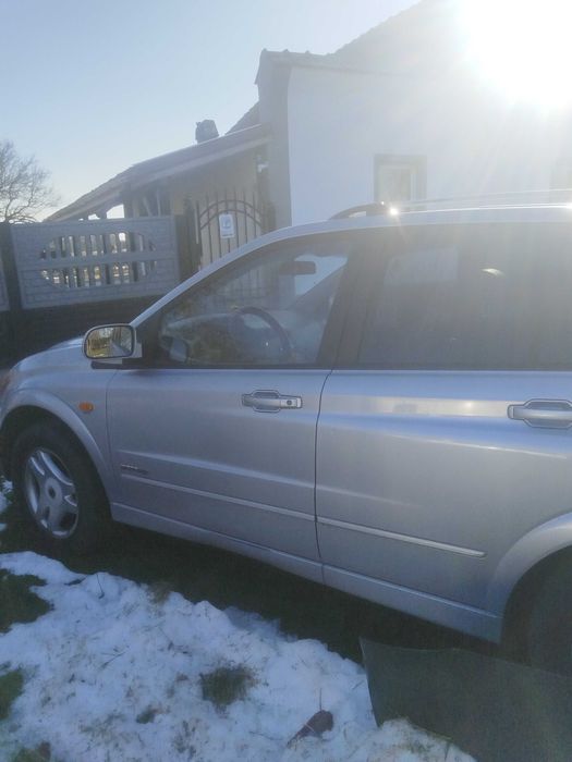 Vând ssangyong kyron