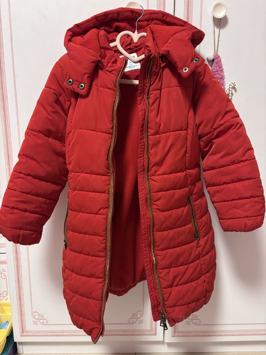 Geaca Mayoral rosie pe tru fete marime 110