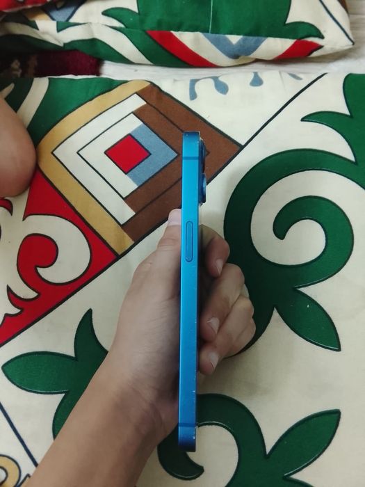 Айфон 13 голбуой цвет