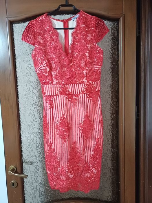 rochie eleganta dantela