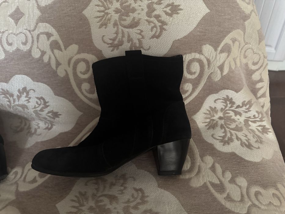 Замшевые ботиночки ( полусапожки)