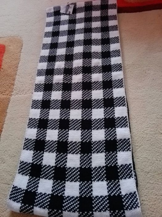 Esarfa barbati teranova noua cu eticheta