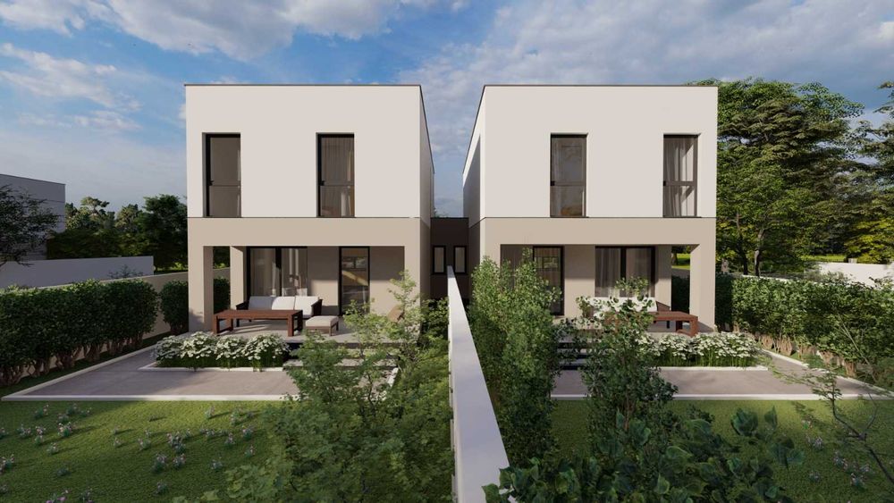 Casa individuala tip duplex fara pereti comuni pe Str.Strugurilor