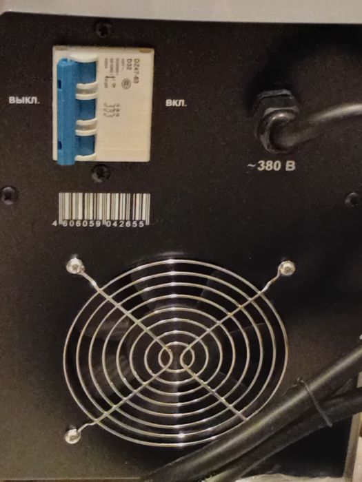 Сварочный аппарат. 380 B