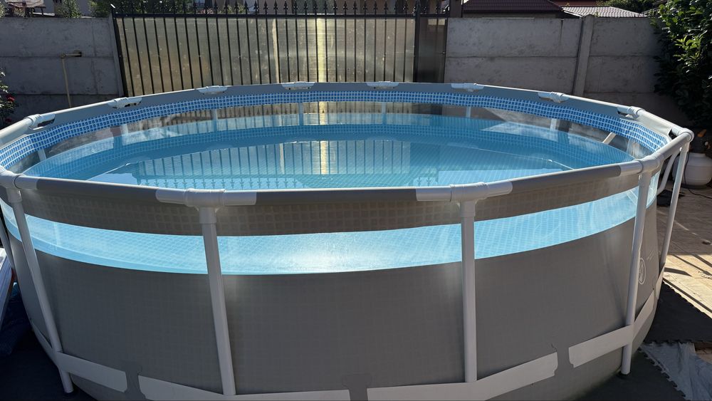 Piscina Intex Clearview - set complet