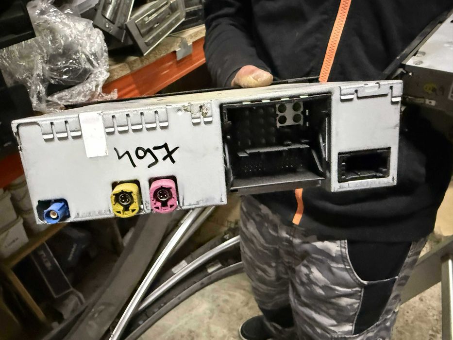 MEDIA,Радио,Навигация,Чейнджър 8T2 035 652 G ном 497