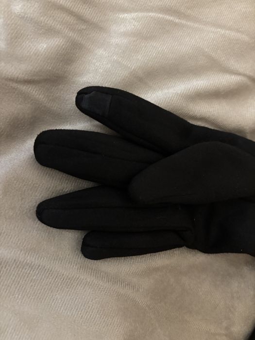 Зимни черни ръкавици Uggs