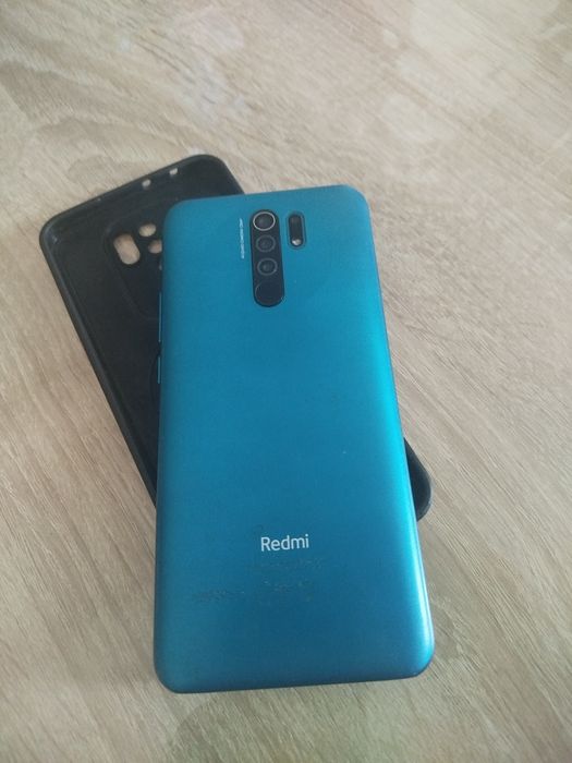 Продам смартфон redmi 9
