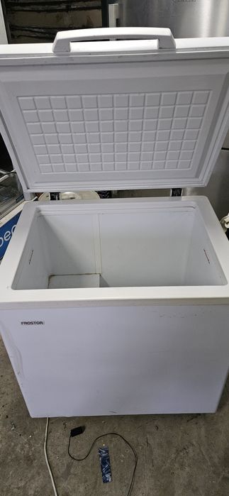 Морозильник продаётся