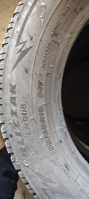 Летни зимни гуми 195/65/15 стоманени джанти 15ки Пежо 4х108