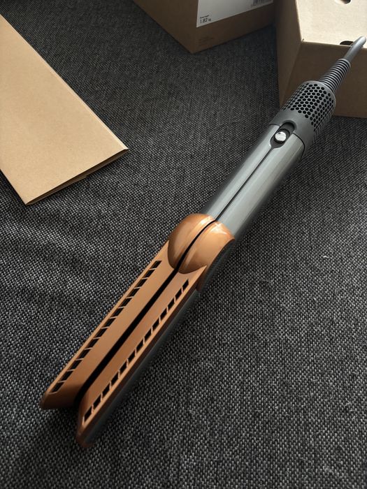 Dyson Airstrait NOU (Garantie 2 ani)