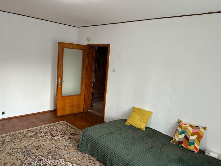 Garsoniera de inchiriat str Soveja et 1 mobilata