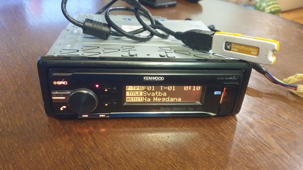 Авто радио плеър музика за кола Кенуулд Kenwood CD MP-3 USB AUX Bluetooth Блутут Цветове