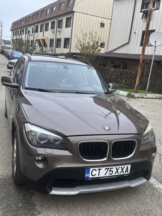 Bmw x1 se prezinta si merge impecabil!