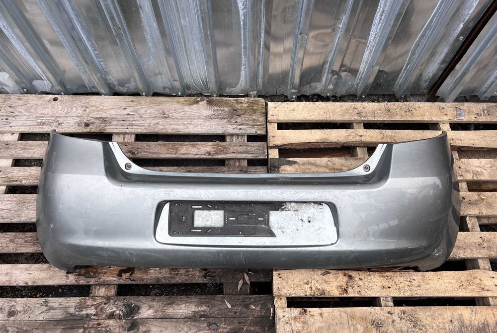 Задна броня за Toyota Yaris / Тойота Ярис 2008г