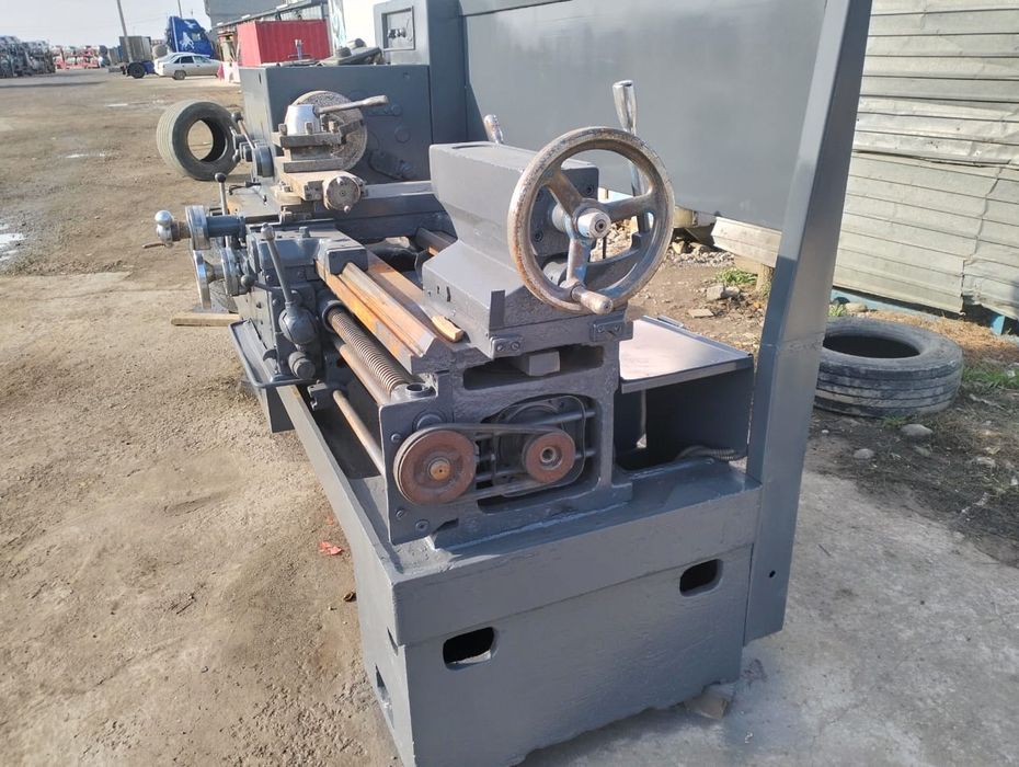 Станок такарный хорошый