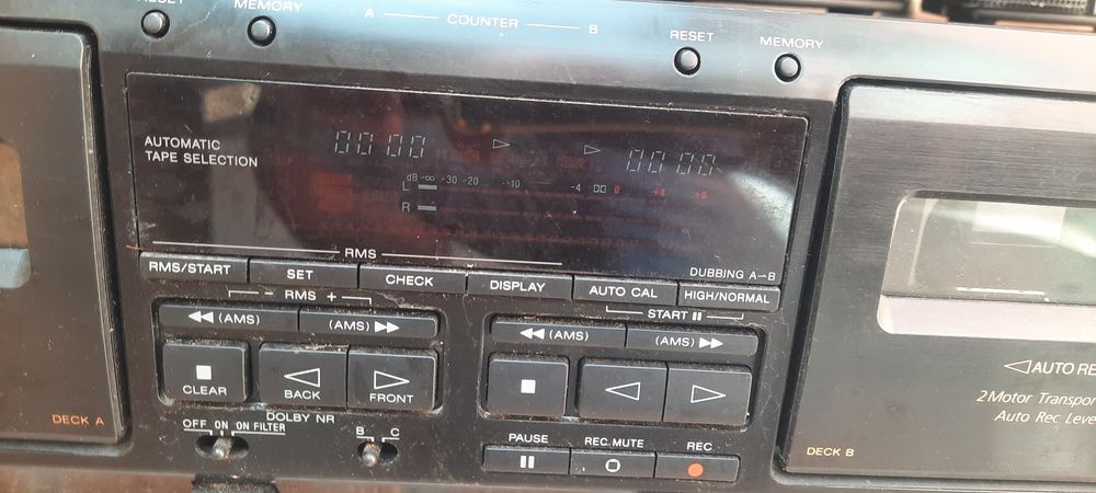 Касетъчен Дек за две Касетки  SONY dc we 505