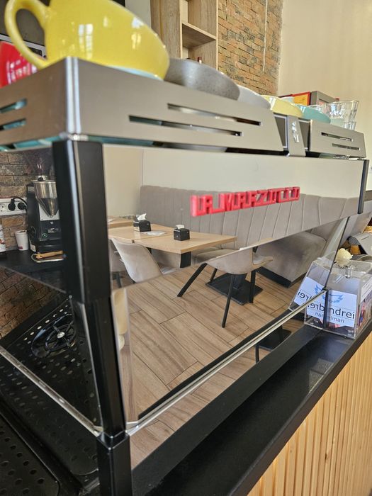 Espressor La Marzocco Linea PB AV, 2 grupuri