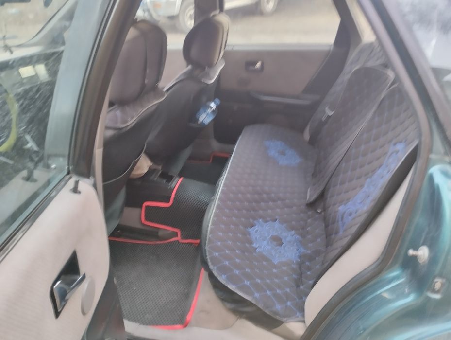 Автомобиль Ауди 80