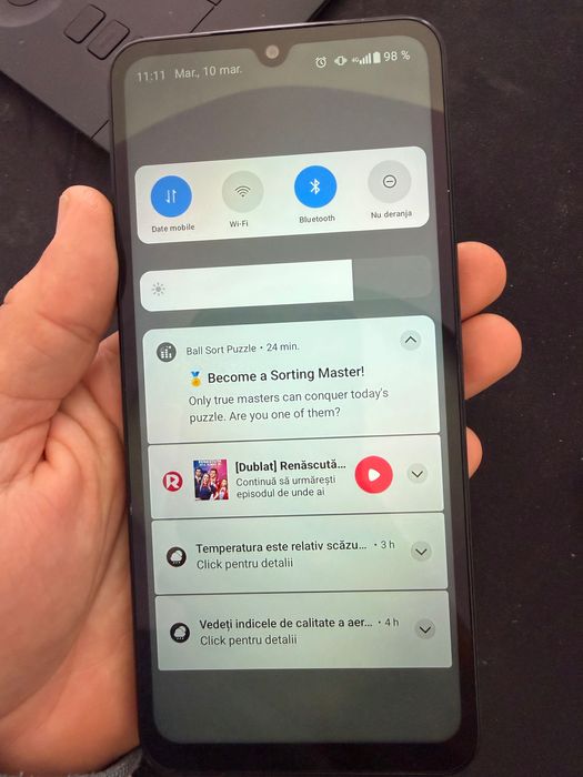 iPhone 13 Pro Max 256 gold sau iPhone 11 Pro Max Redmi A5 64gb