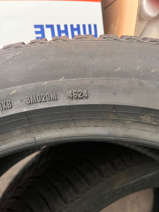 2 бр ! Зимни гуми 275/45 r21
