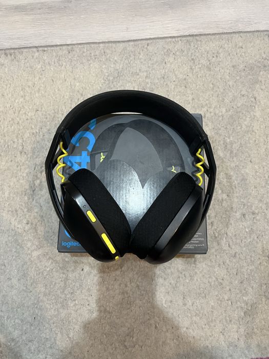 слушалки logitech g435