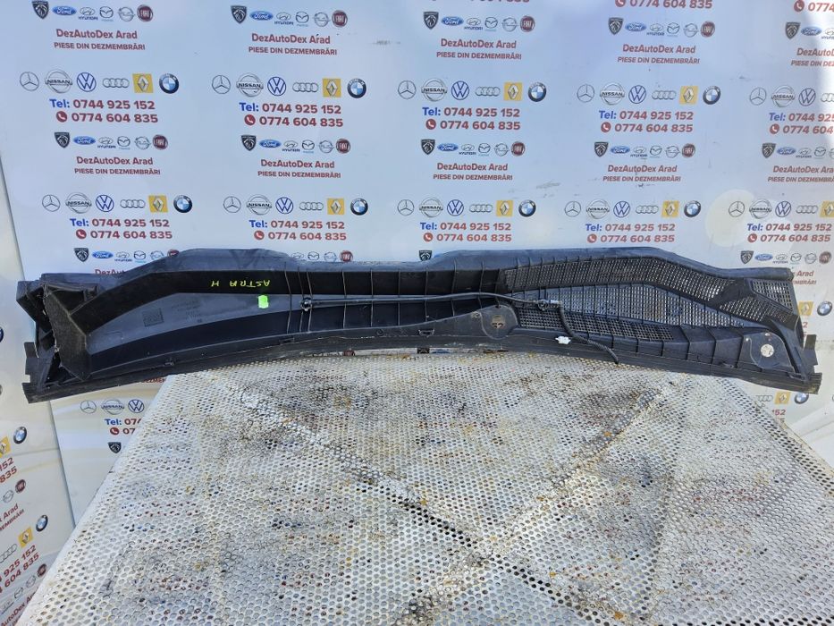 Grila stergatoare Opel Astra H cod 24463382