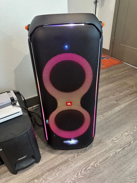 Jbl partybox 710